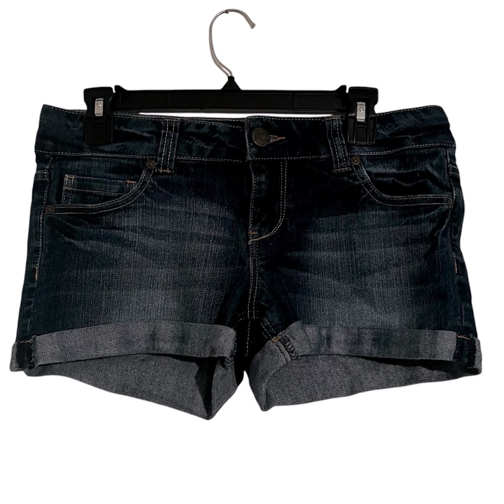 Celebrity pink jean shorts
